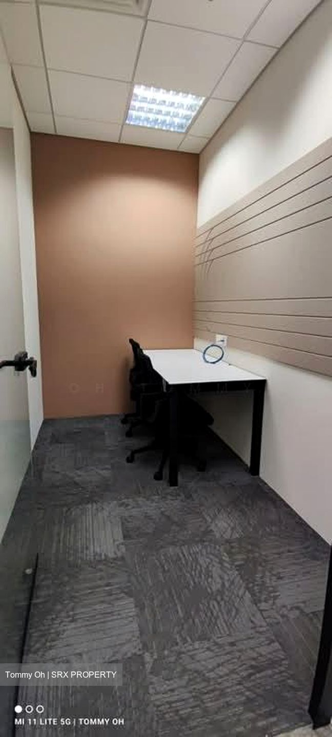 PLUS (D1), Office #559408021